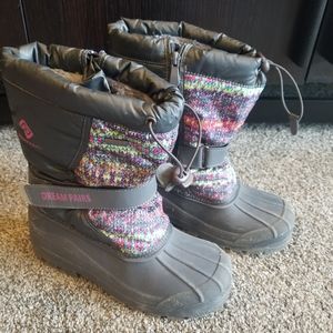 Dream Pairs girls Winter snow boots size 4